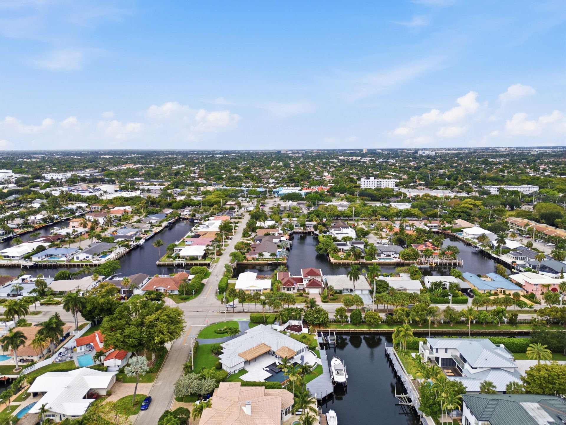 5900 Bayview Drive, Fort Lauderdale, FL 33308 Photo