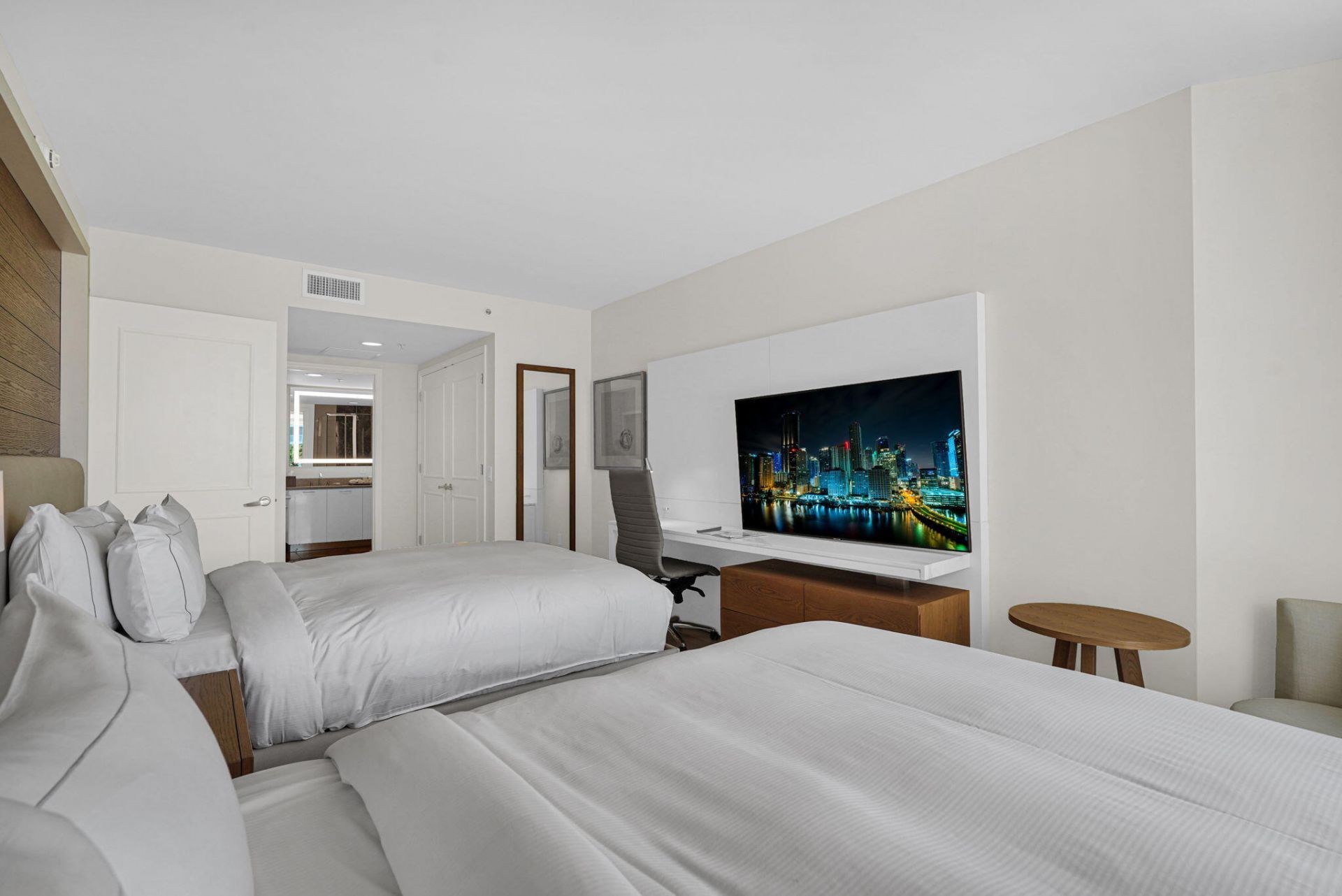 505 N Fort Lauderdale Beach Boulevard, Unit 713, Fort Lauderdale, FL 33304 Photo