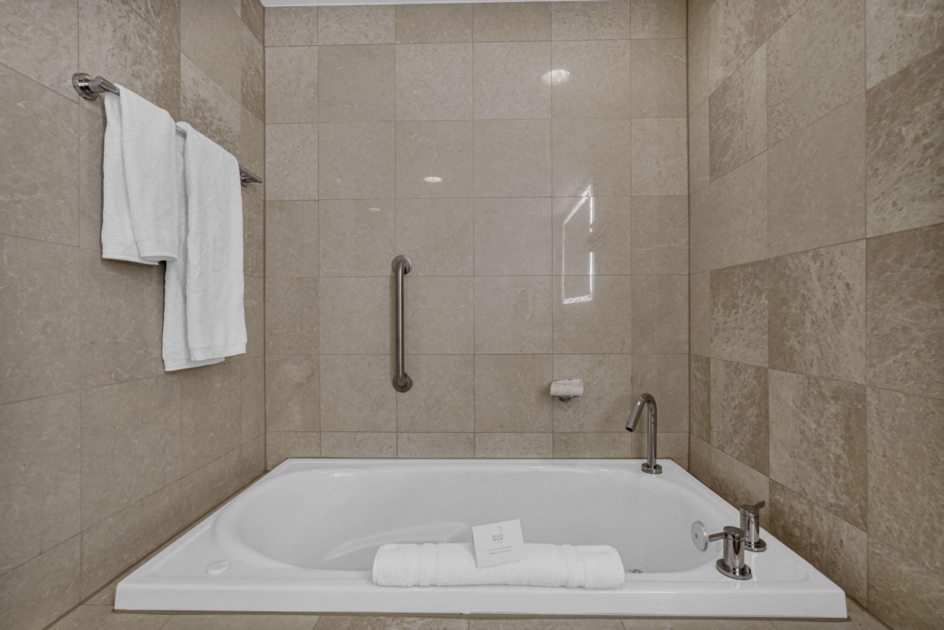 505 N Fort Lauderdale Beach Boulevard, Unit 713, Fort Lauderdale, FL 33304 Photo