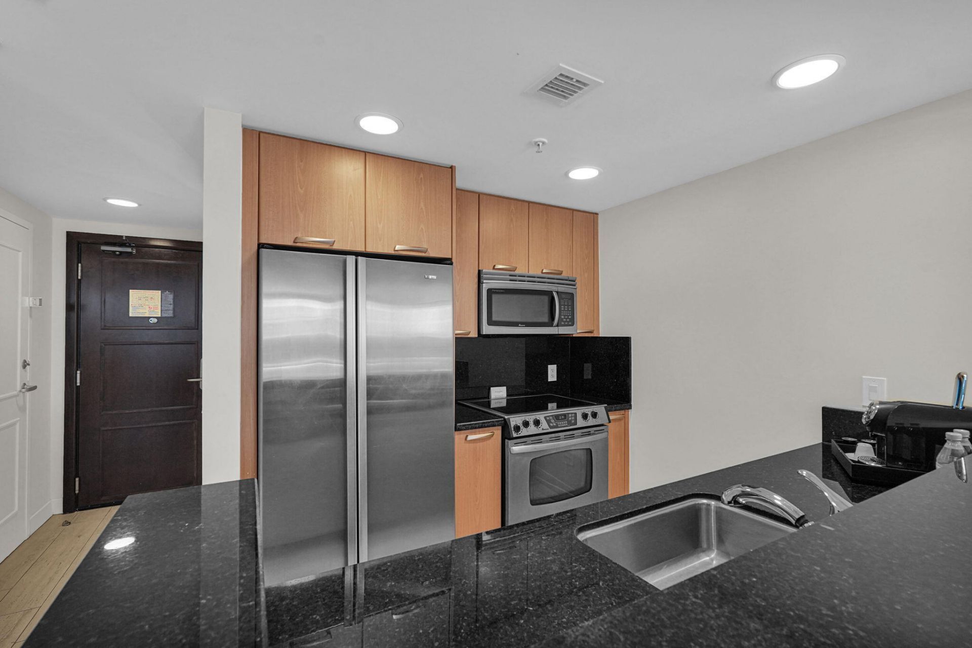 505 N Fort Lauderdale Beach Boulevard, Unit 713, Fort Lauderdale, FL 33304 Photo