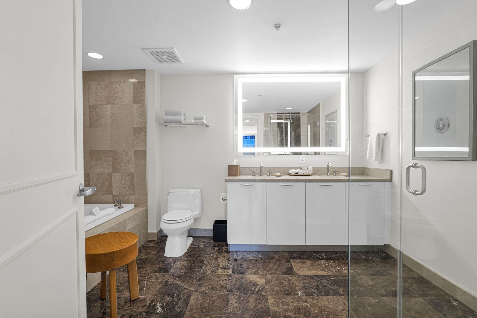 505 N Fort Lauderdale Beach Boulevard, Unit 713, Fort Lauderdale, FL 33304 Photo