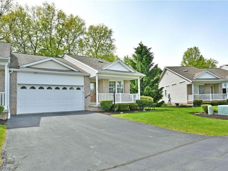 23 Eagle Pointe, Cortland, OH 44410 Photo 2