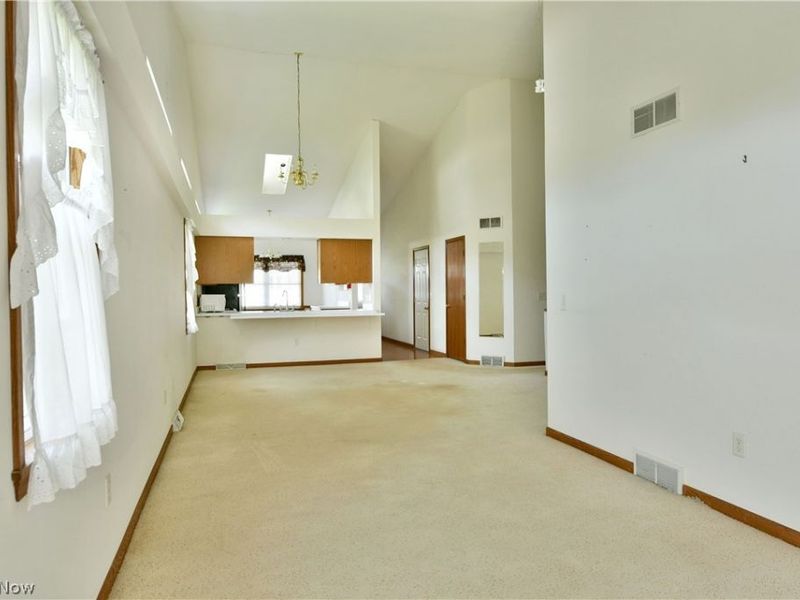 23 Eagle Pointe, Cortland, OH 44410 Photo 22