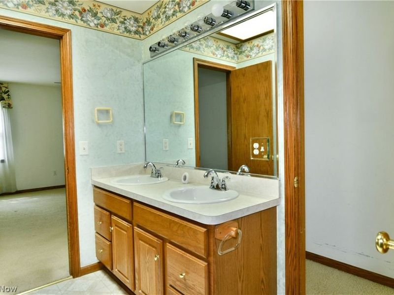 23 Eagle Pointe, Cortland, OH 44410 Photo 27
