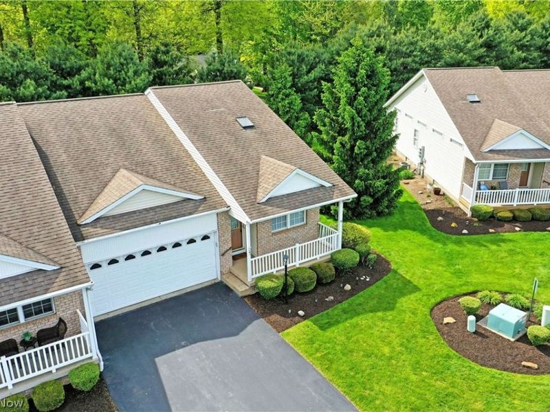 23 Eagle Pointe, Cortland, OH 44410 Photo 5