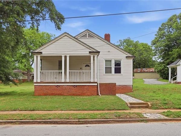 3312 Bloomfield Avenue , Clarkdale, GA 30111