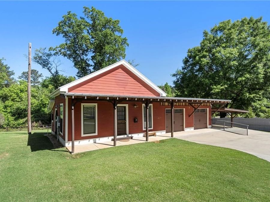 Property Image 8