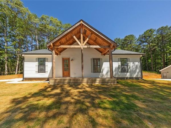 774 Donahoo Road, Silver Creek, GA 30173