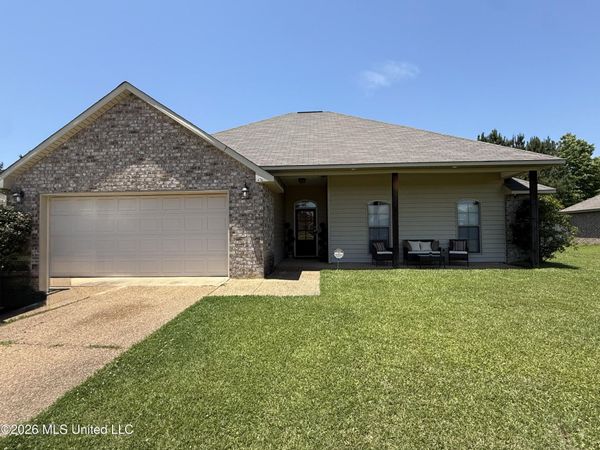 476 Parker Drive, Byram, MS 39272