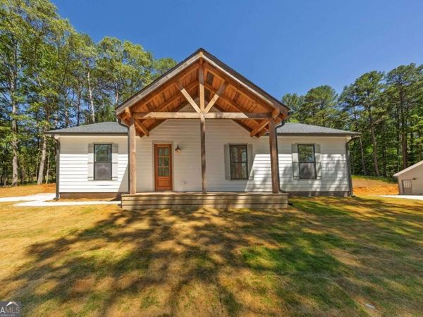 774 Donahoo Road, Silver Creek, GA 30173