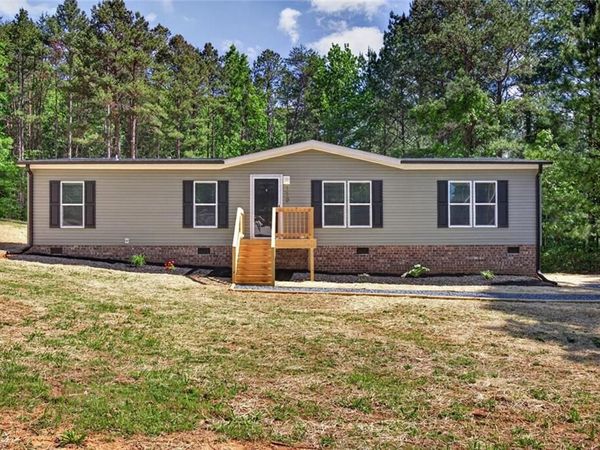 170 Harvick Lane , Lexington, NC 27292