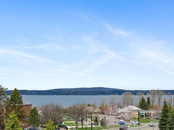 602 Jackson Street, Petoskey, MI 49770