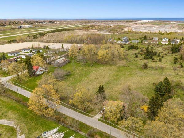 7015 Norwood Street, Charlevoix, MI 49720
