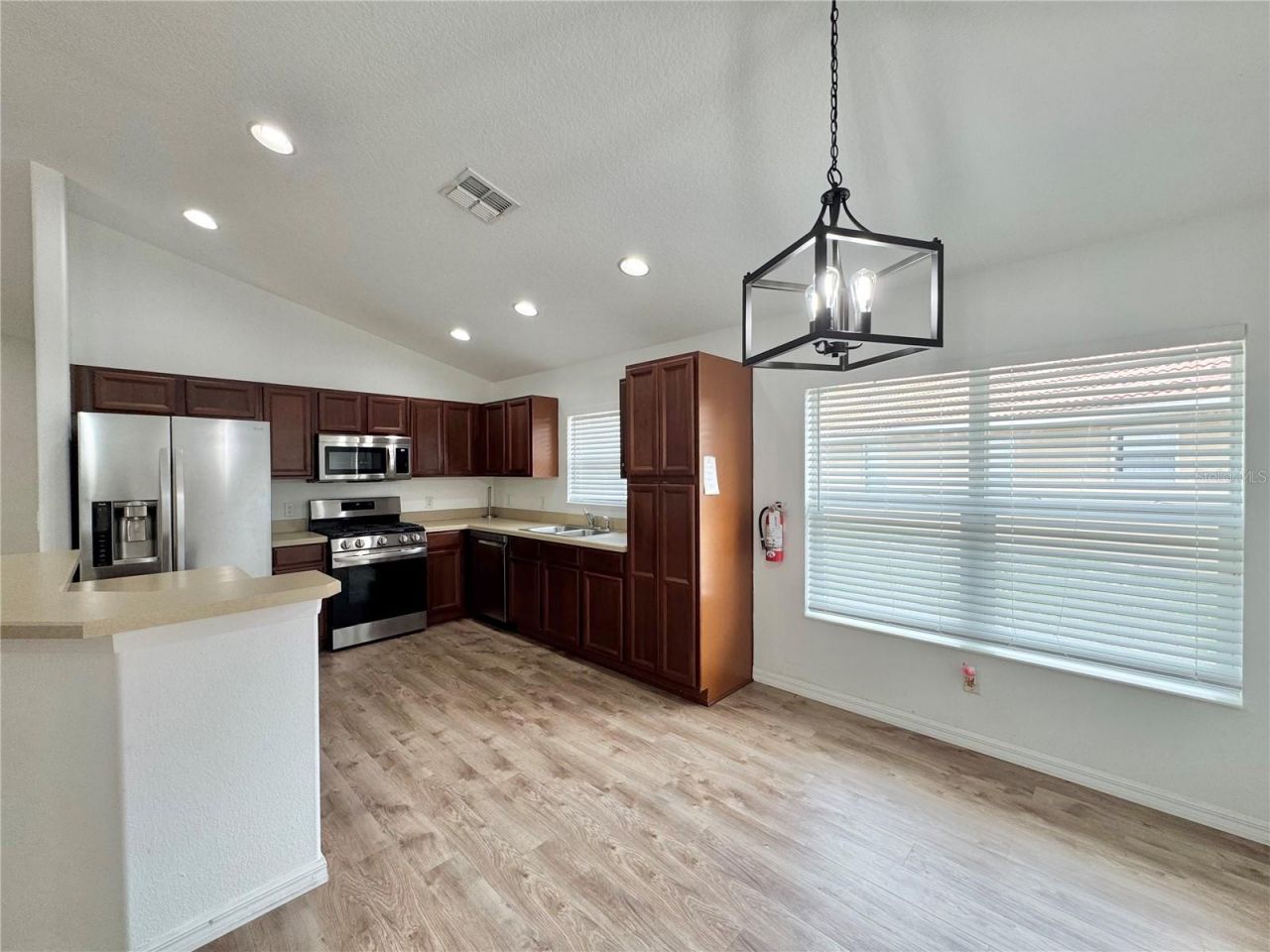 502 Viola Drive, Davenport, FL 33837 Photo