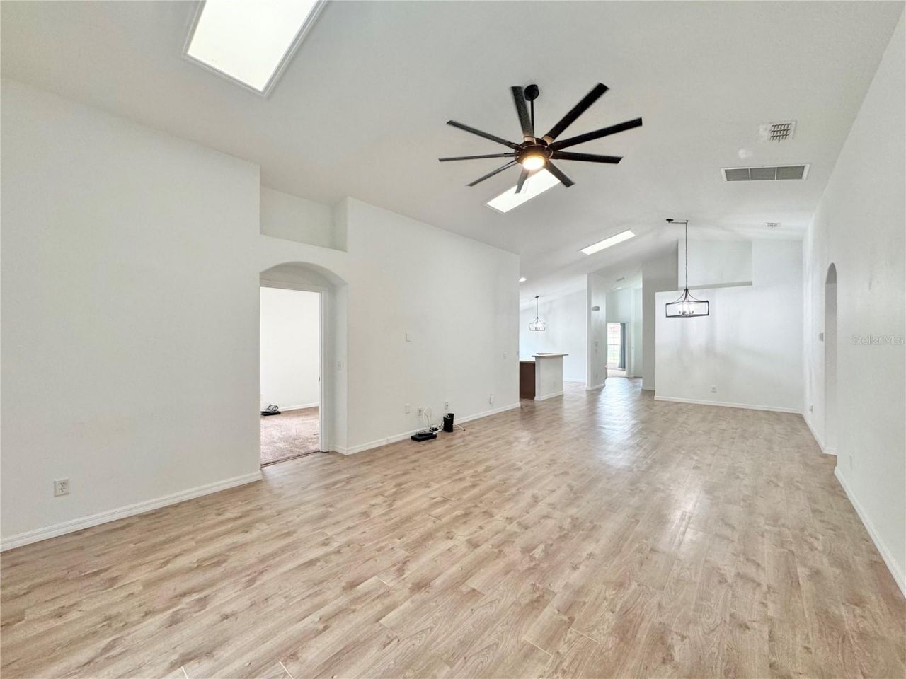 502 Viola Drive, Davenport, FL 33837 Photo