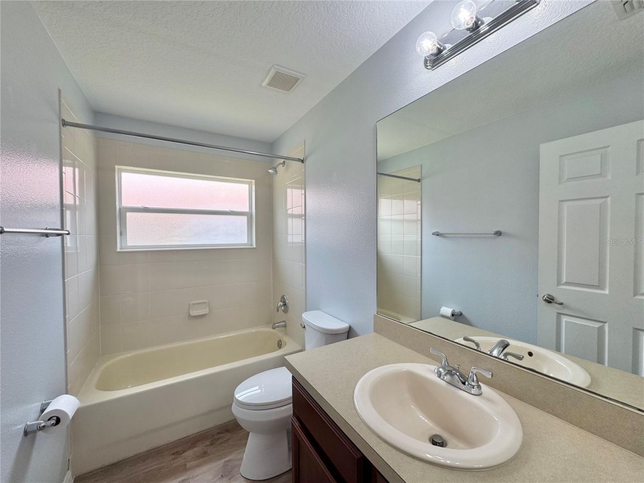 502 Viola Drive, Davenport, FL 33837 Photo