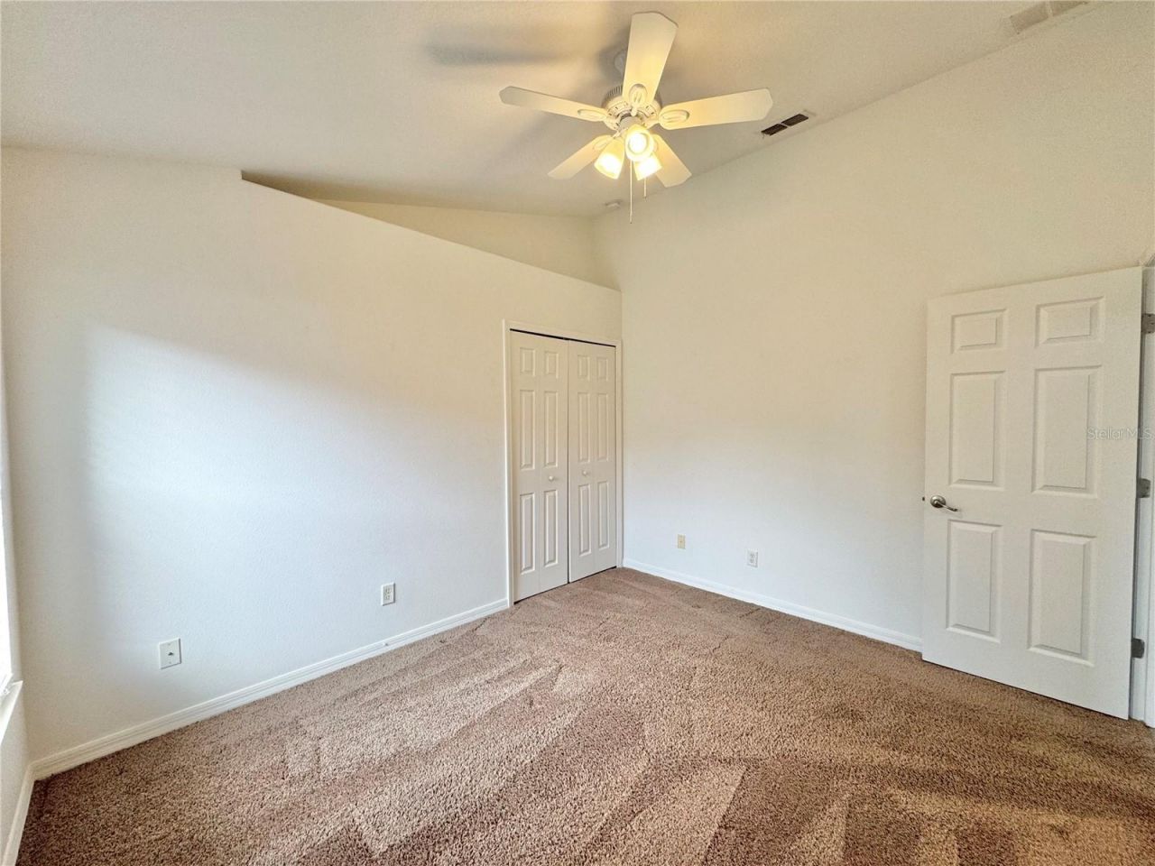 502 Viola Drive, Davenport, FL 33837 Photo