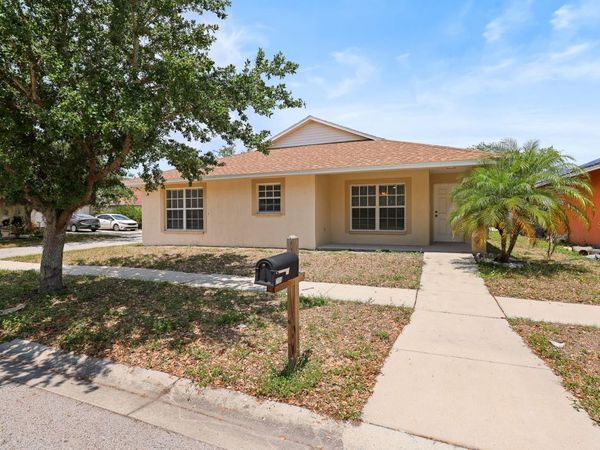 2106 PLEASANT VIEW AVENUE , RUSKIN, FL 33570
