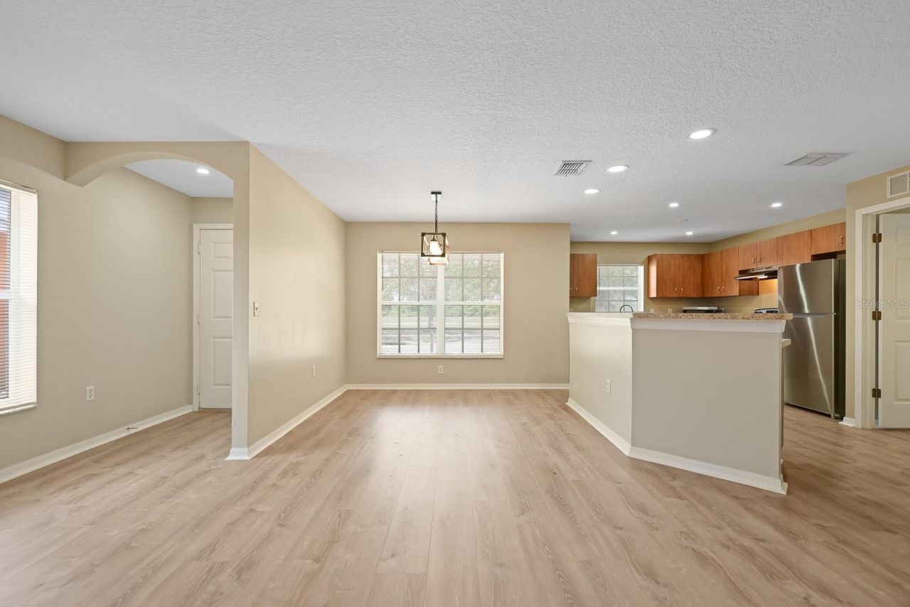 2106 Pleasant View Avenue, Ruskin, FL 33570 Photo