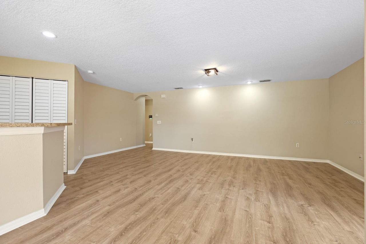 2106 Pleasant View Avenue, Ruskin, FL 33570 Photo