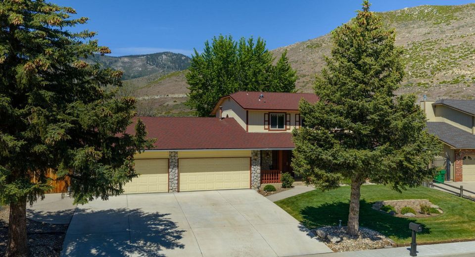 3496 Harvard Drive, Carson City, NV 89703 Photo