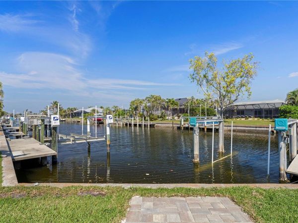 1880 AQUI ESTA DRIVE , PUNTA GORDA, FL 33950