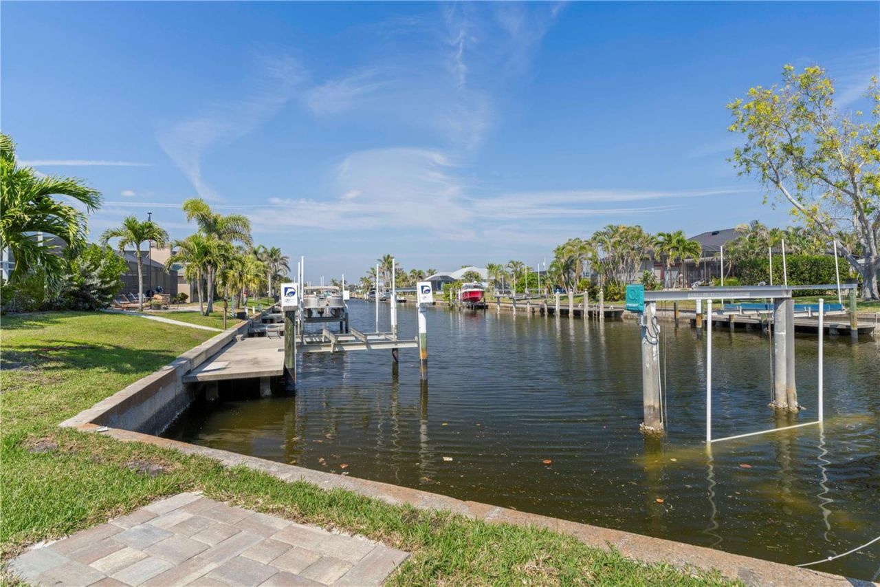 1880 Aqui Esta Drive , Punta Gorda, FL 33950 Photo