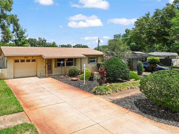 970 8TH AVENUE NE, LARGO, FL 33770