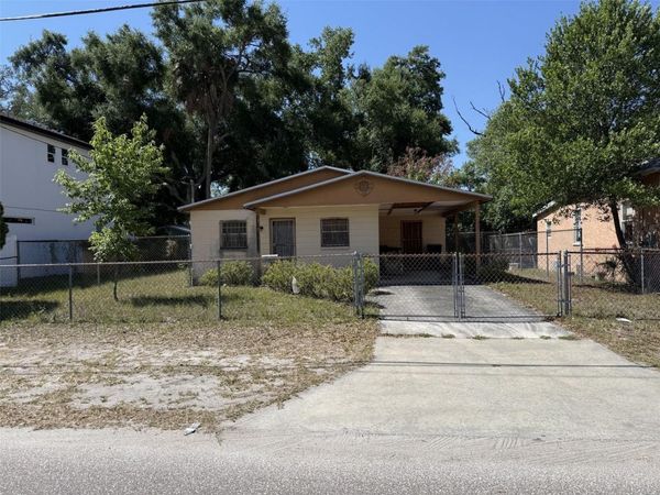 2209 E 18TH AVENUE , TAMPA, FL 33605