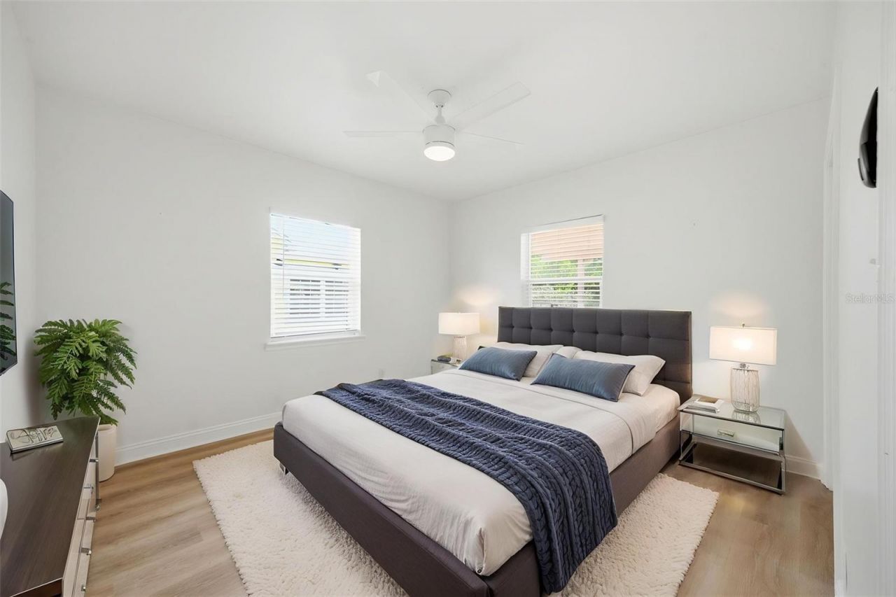 1337 34th Avenue N, Saint Petersburg, FL 33704 Photo