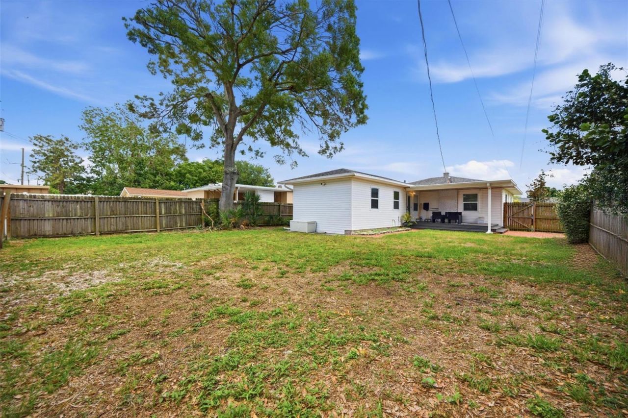 1337 34th Avenue N, Saint Petersburg, FL 33704 Photo