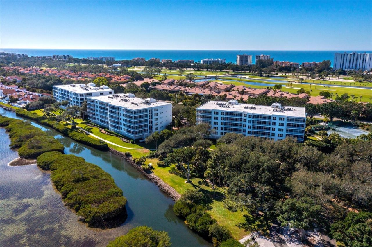 2410 Harbourside Drive, Unit 131, Longboat Key, FL 34228 Photo