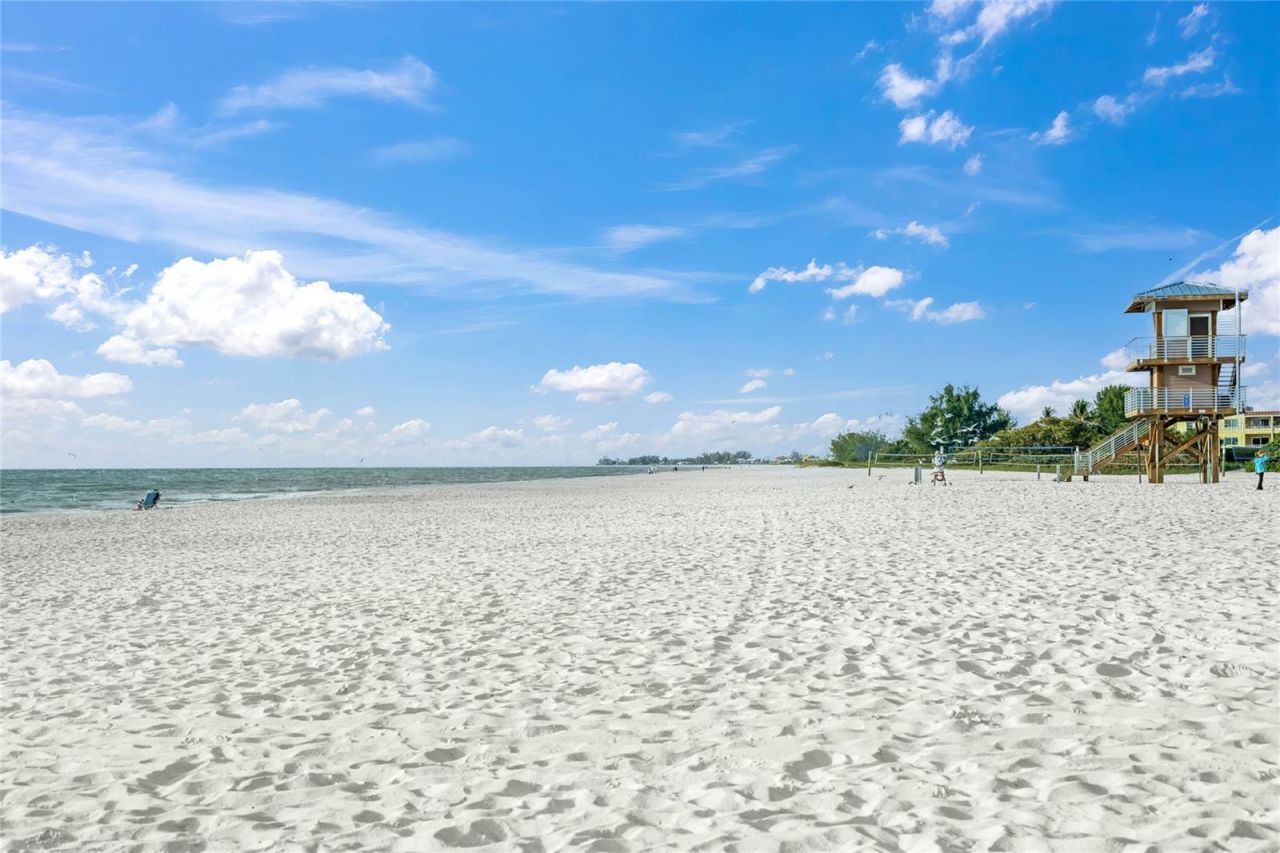 512 67th Street, Holmes Beach, FL 34217 Photo