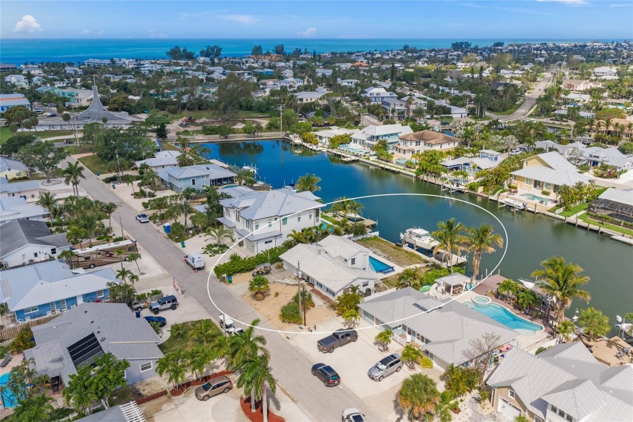 512 67th Street, Holmes Beach, FL 34217 Photo