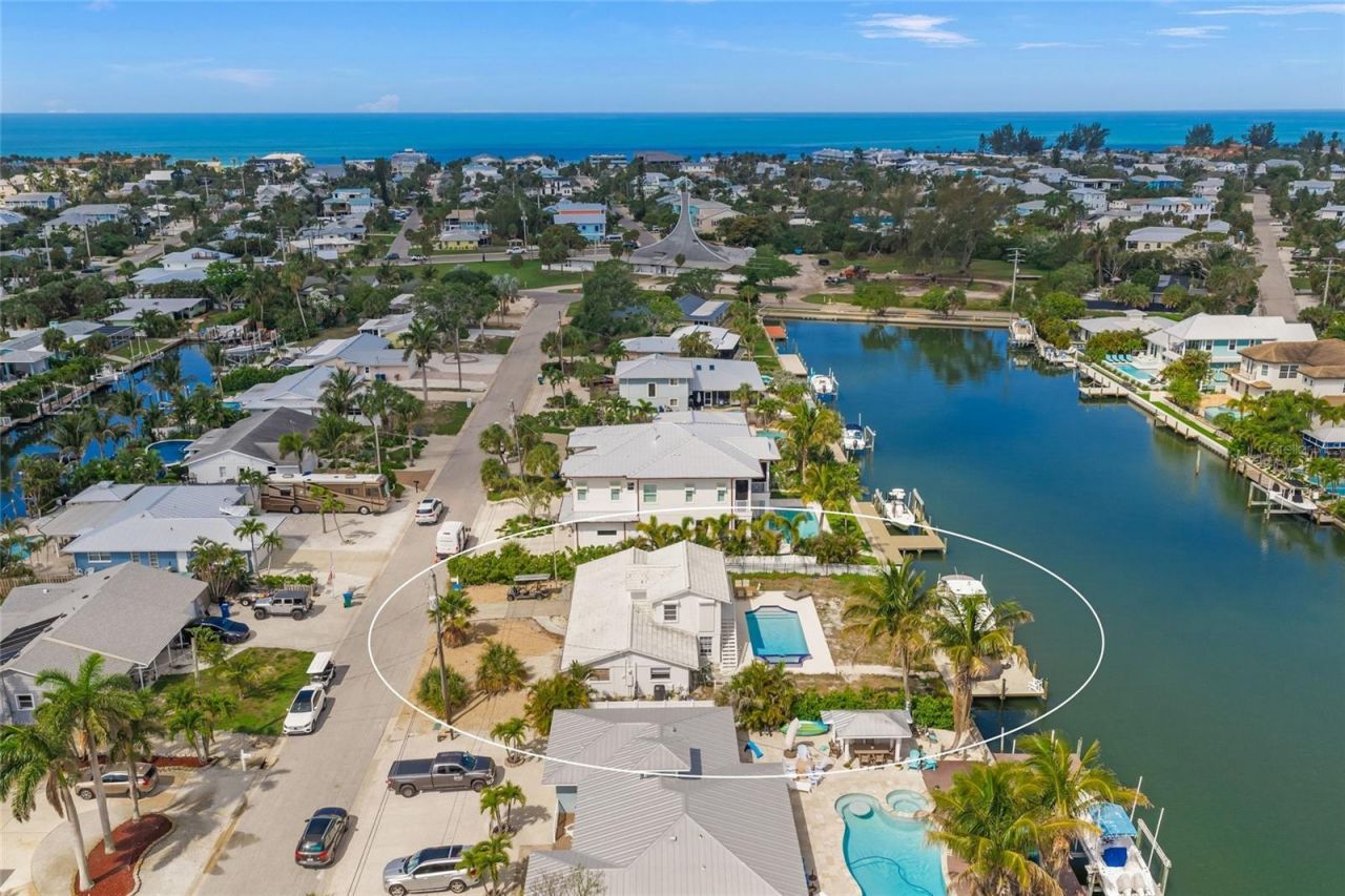 512 67th Street, Holmes Beach, FL 34217 Photo