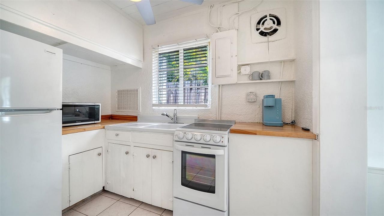 1903 Oak Street, Sarasota, FL 34236 Photo