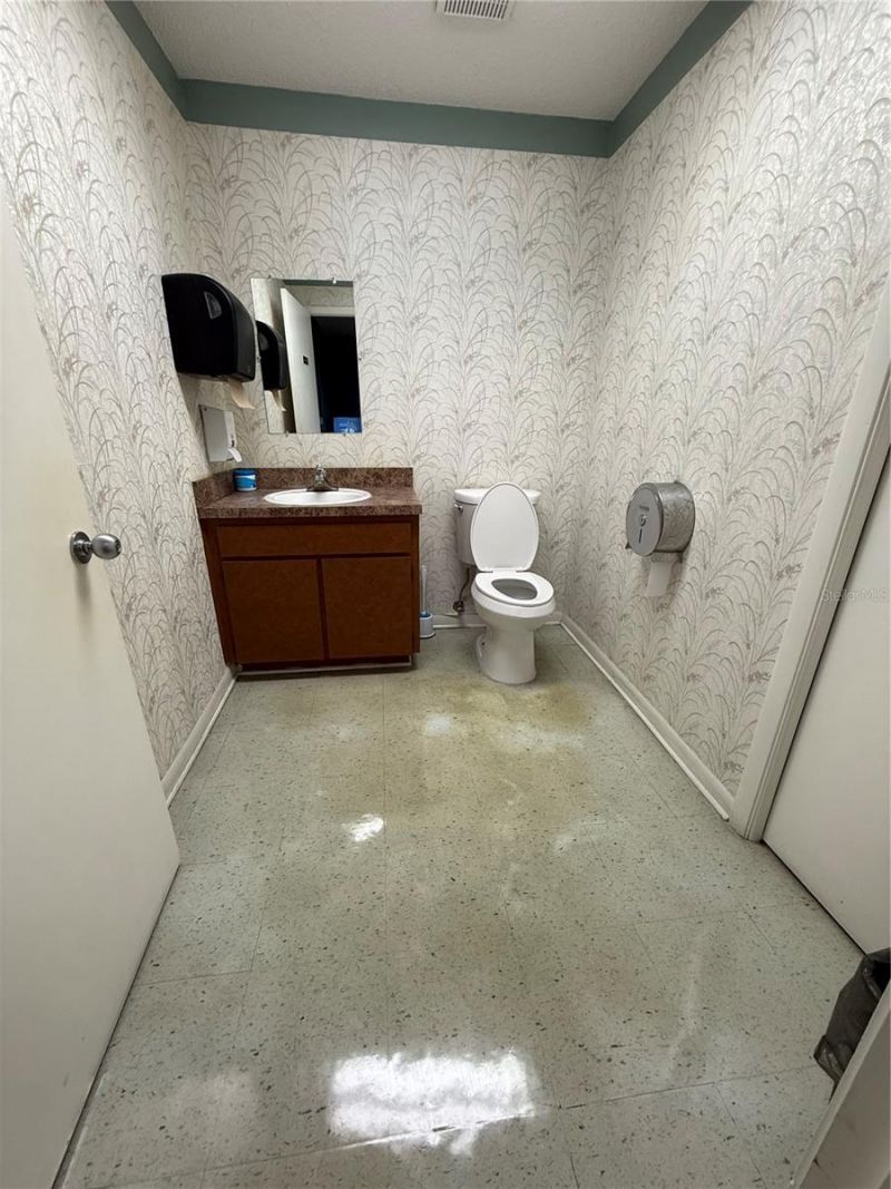 28960 Us Highway 19 N, Unit 110, Clearwater, FL 33761 Photo