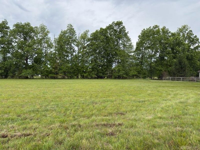 1 Texas Drive, Sardinia, OH 45171 Photo 4