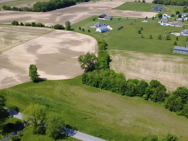 6050 W Smokey Row Road, Greenwood, IN 46143