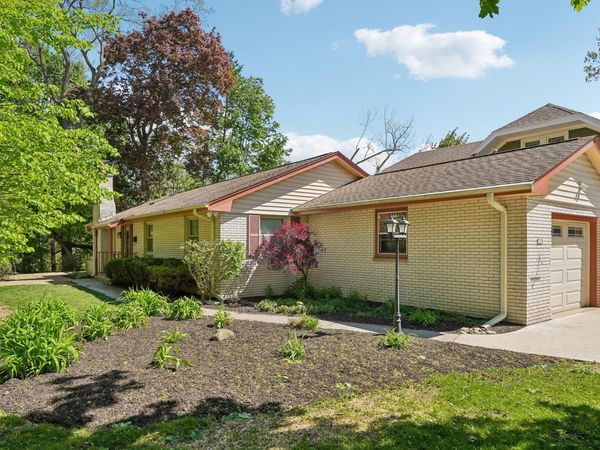 7130 Maple Ter, Wauwatosa, WI 53213