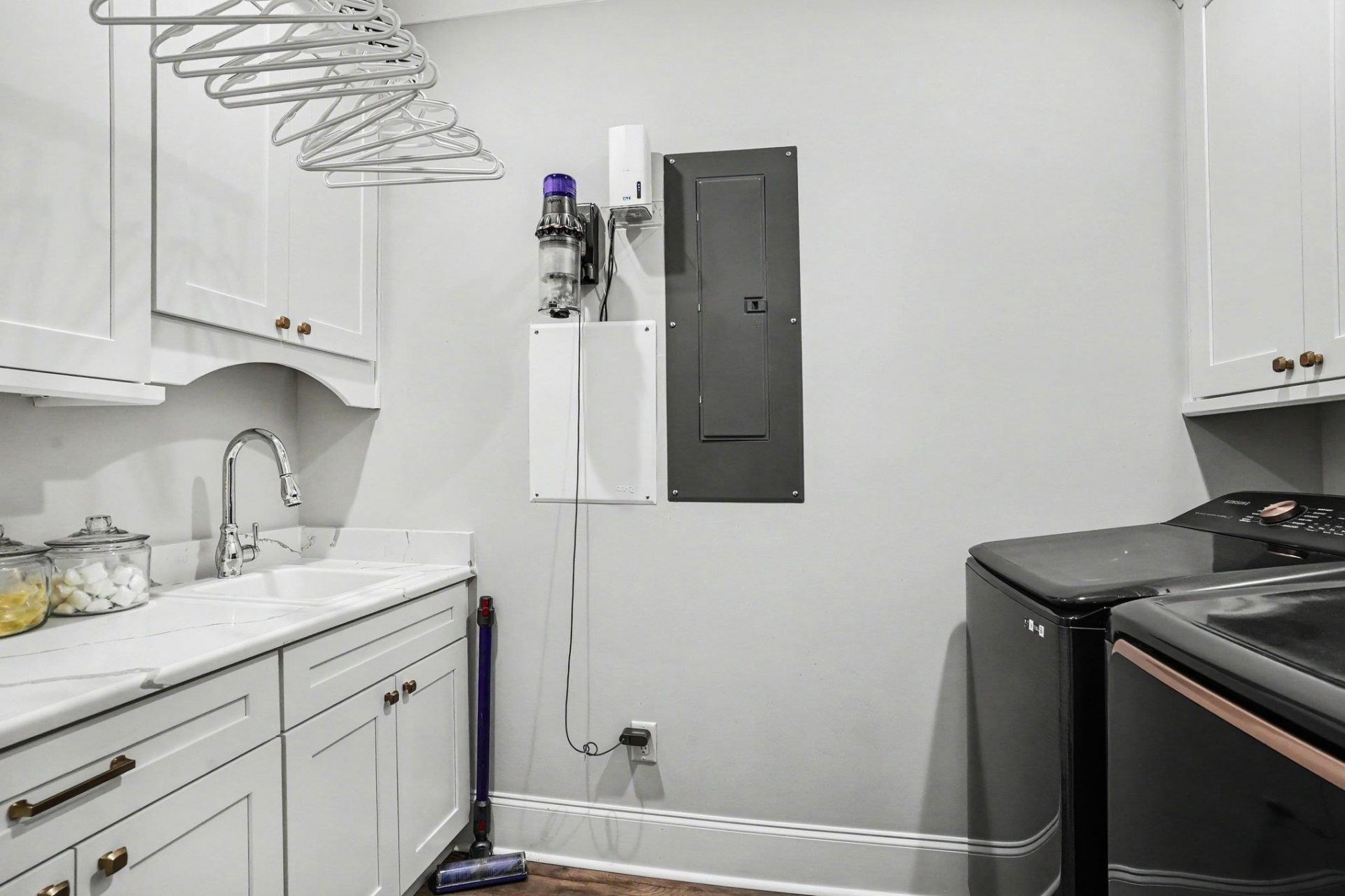 740 Crystal Water Way  Photo 28