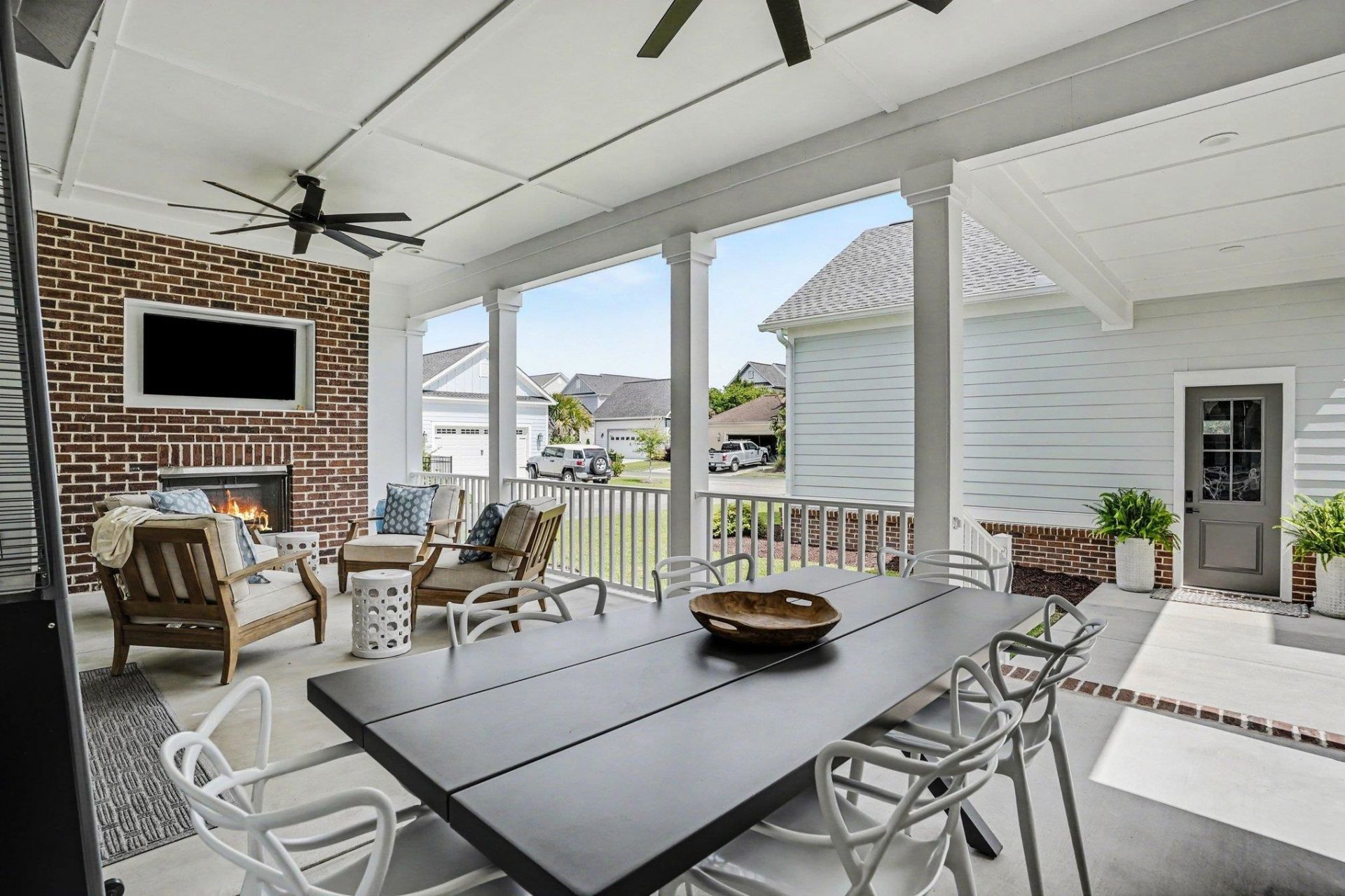 740 Crystal Water Way  Photo 33