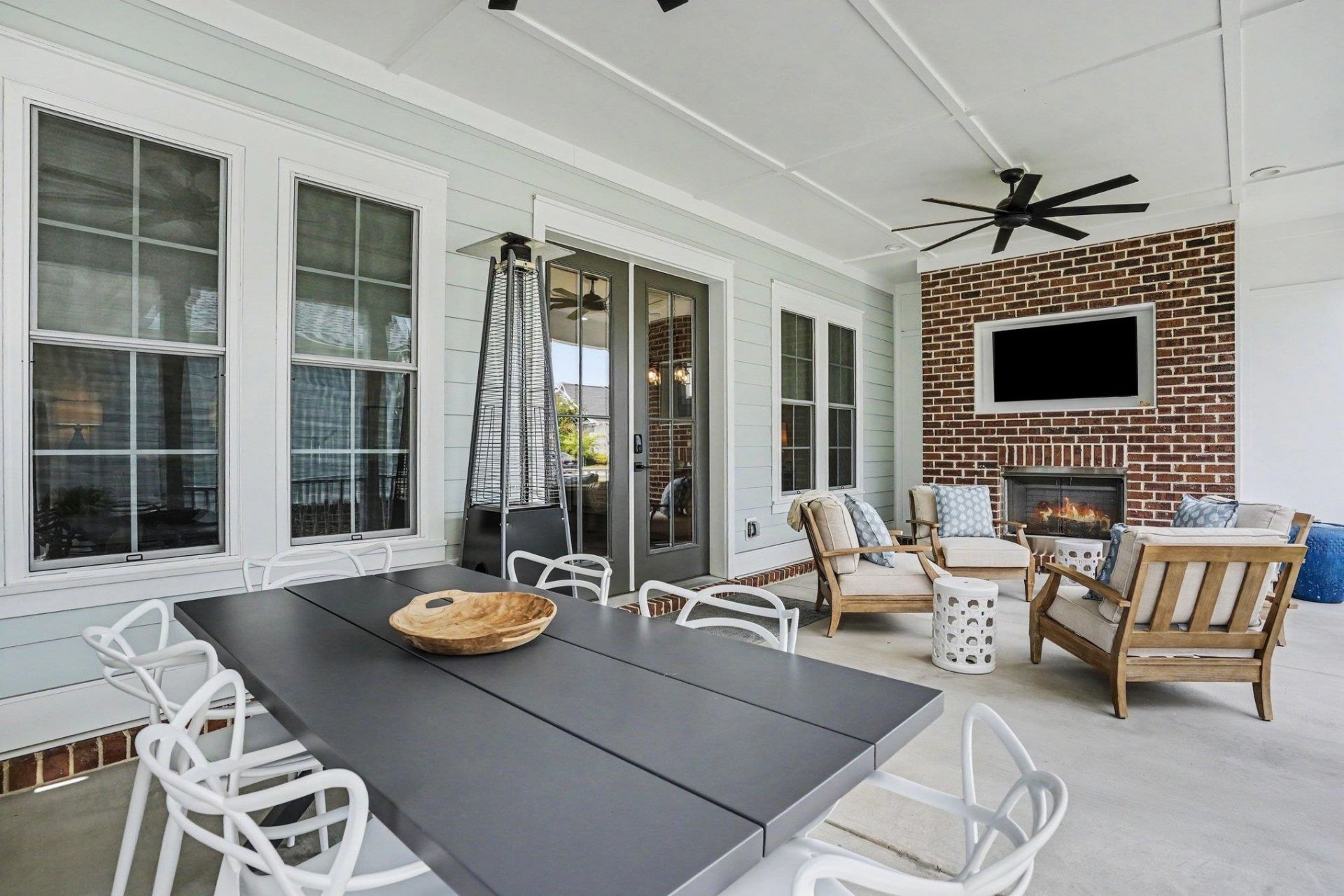 740 Crystal Water Way  Photo 34