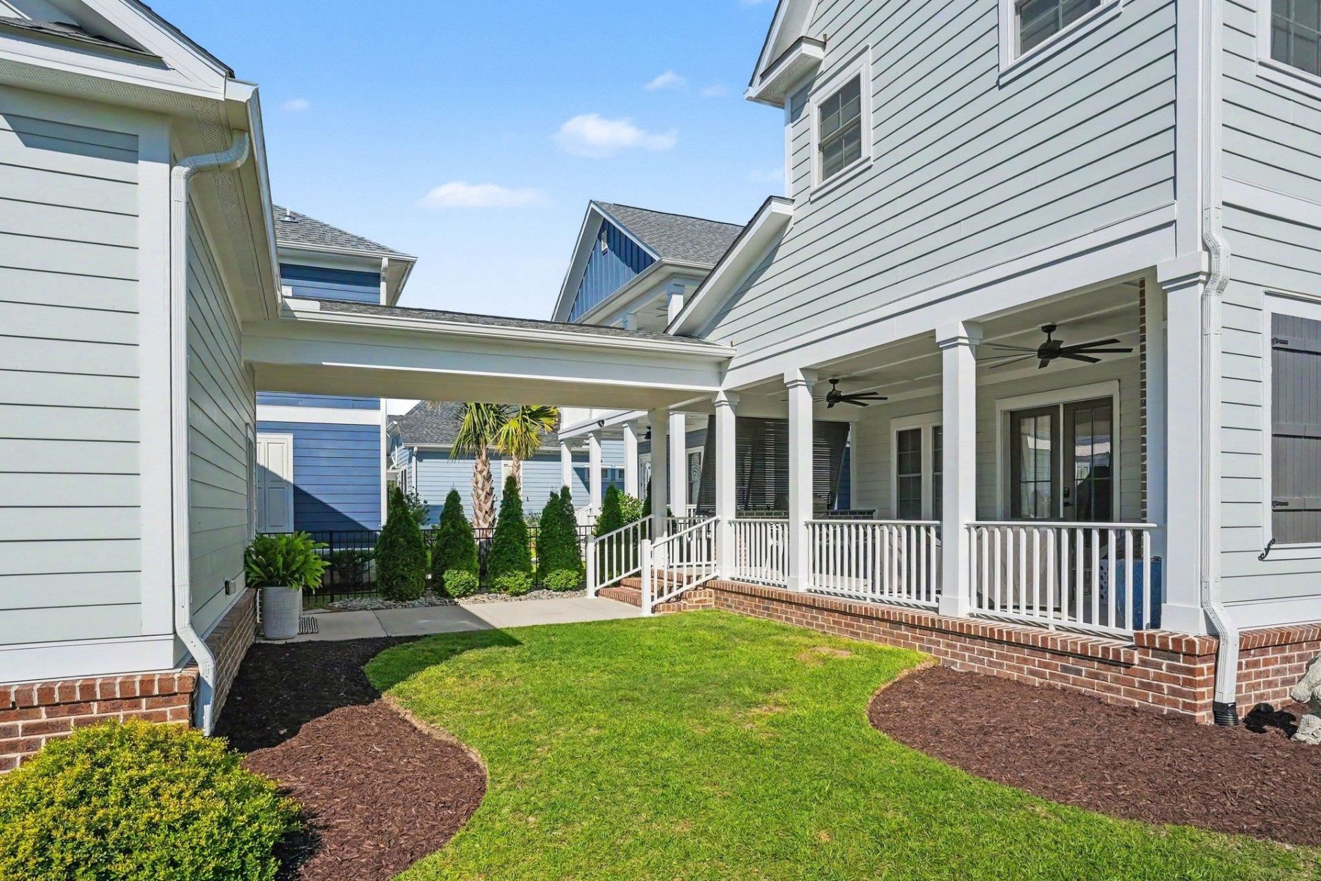 740 Crystal Water Way  Photo 37