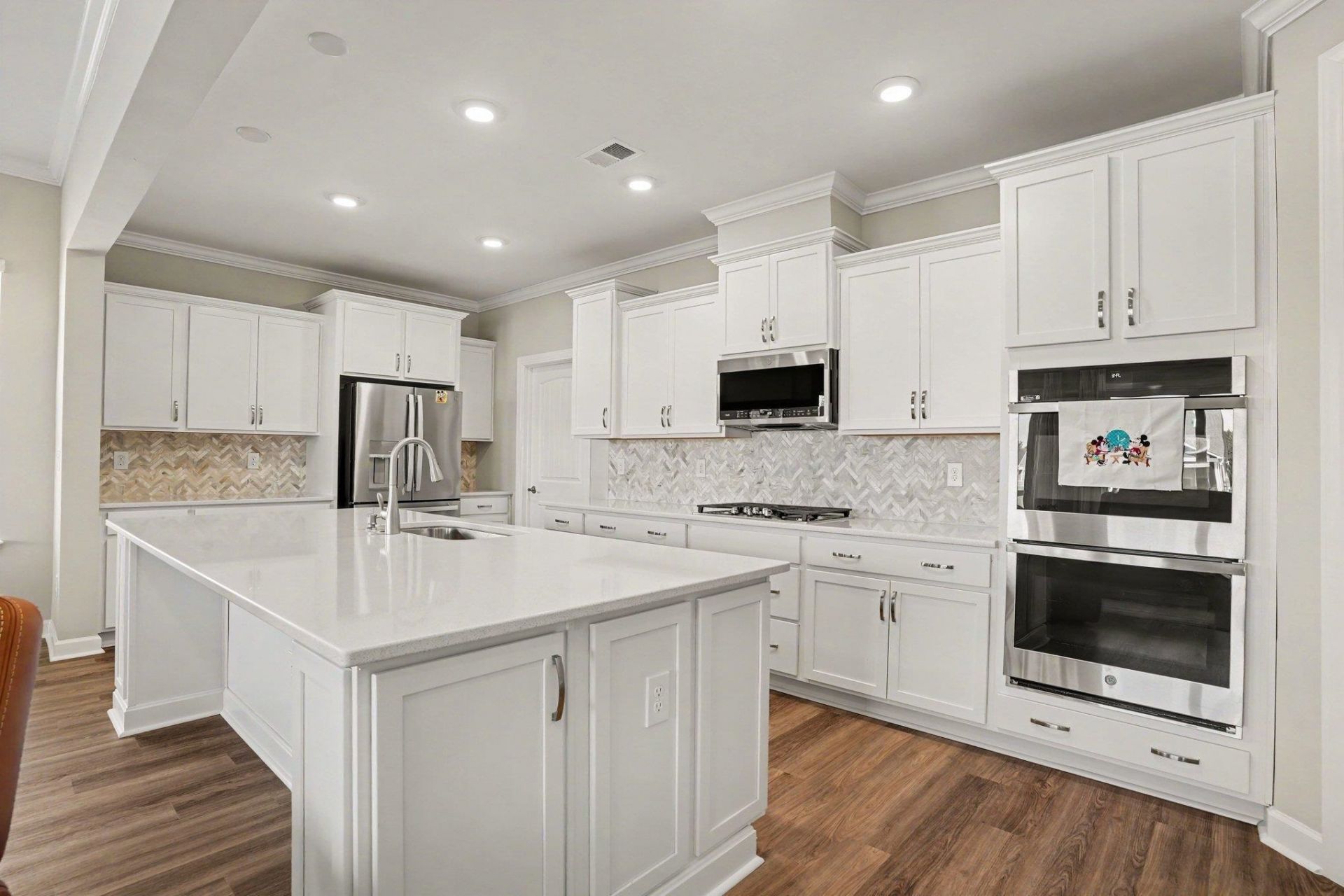 336 Broughton Dr. Photo 13