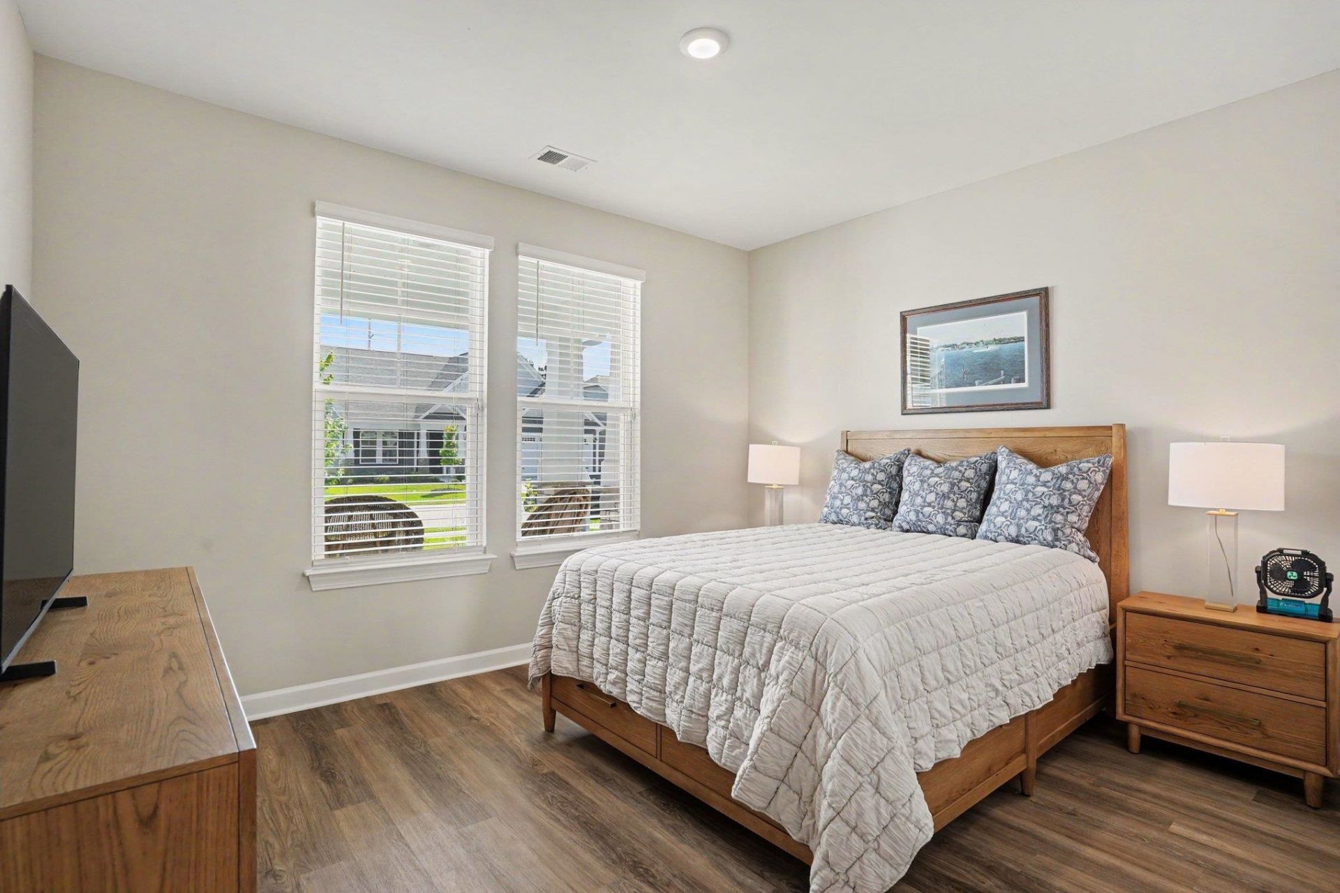 336 Broughton Dr. Photo 23