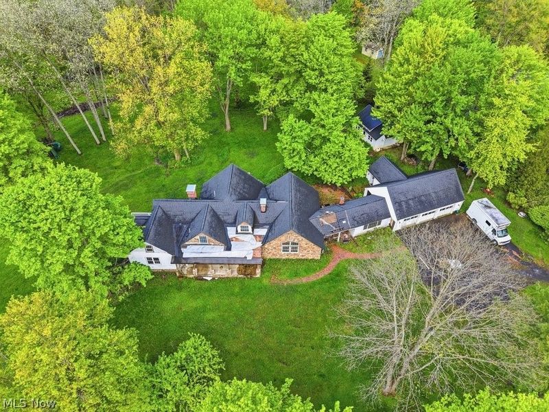 7151 Cabot Lane , Chagrin Falls, OH 44022 Photo 2