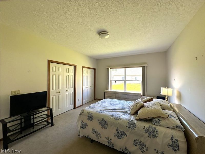 135 Village Drive, Seven Hills, OH 44131 Photo 15
