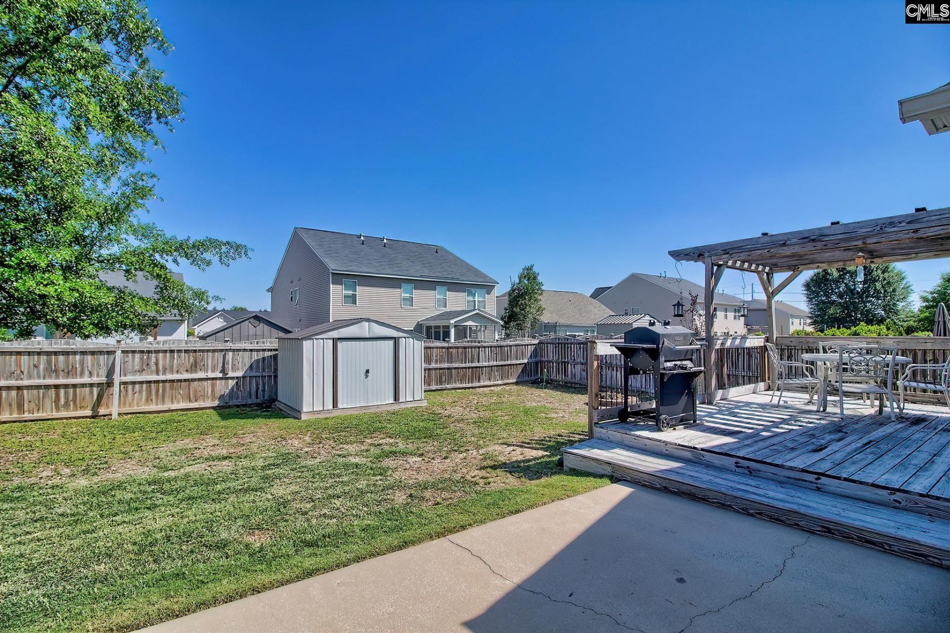 132 Castlefield Drive Photo 31