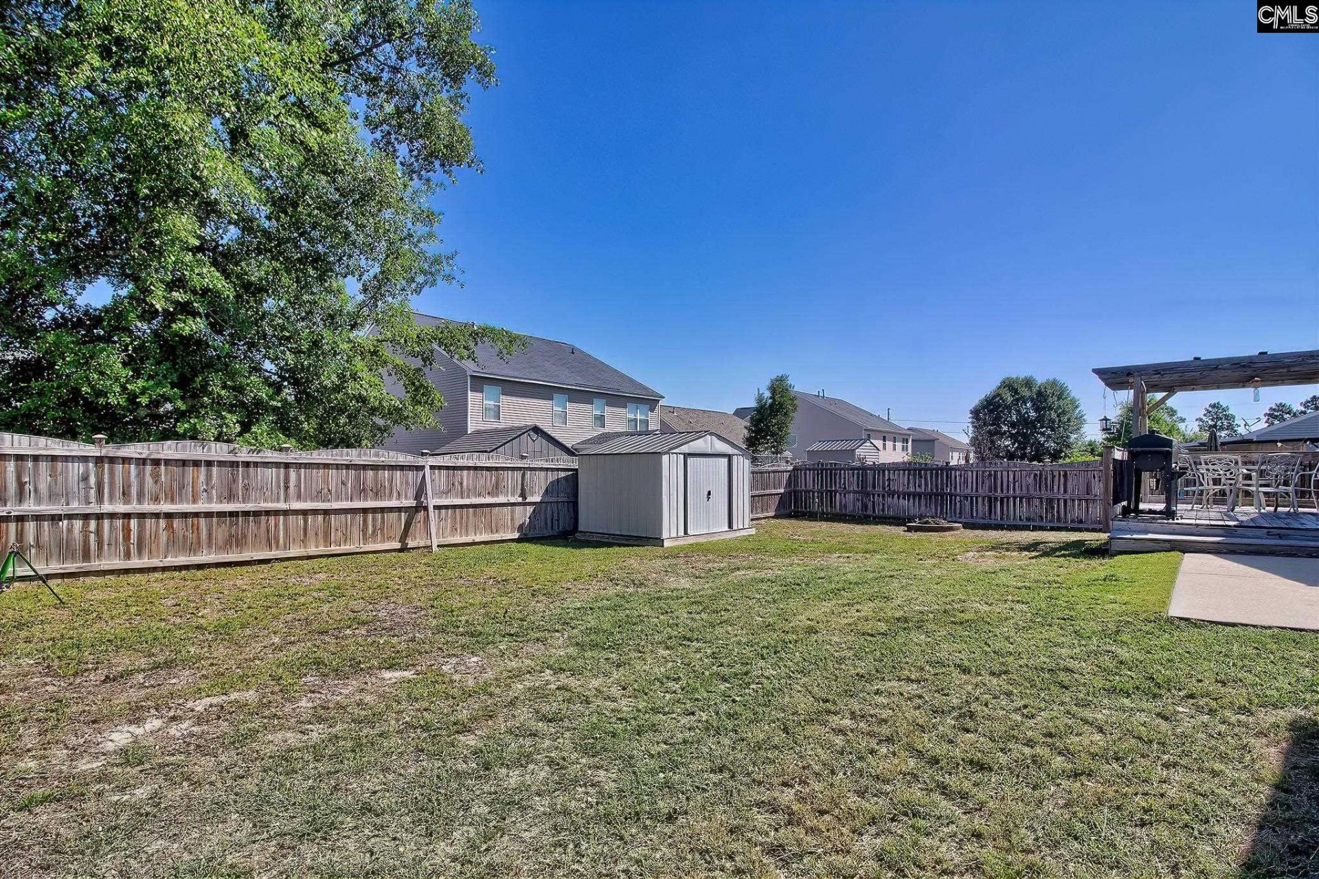 132 Castlefield Drive Photo 32